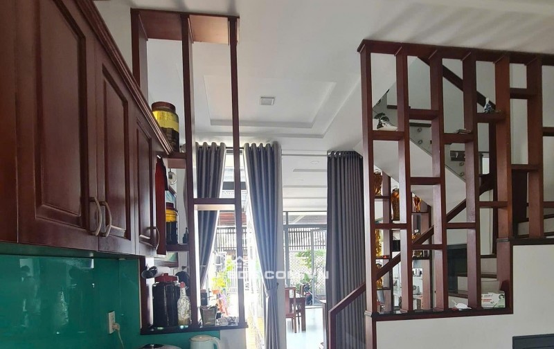 Bán nhà Đình Phong Phú , HXH ,2 tầng , 110m2,ngang 5, dòng tiền